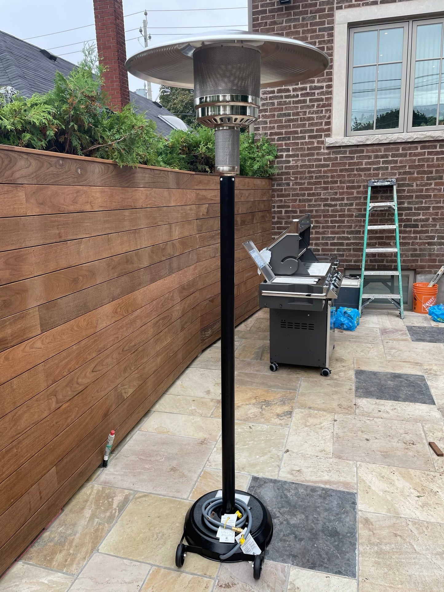 Brander Outdoor Living > Heating > Patio Heaters > Freestanding Brander Black Patio Heater - Natural Gas