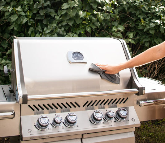 10 Steps to Deep Clean Your Barbecue
