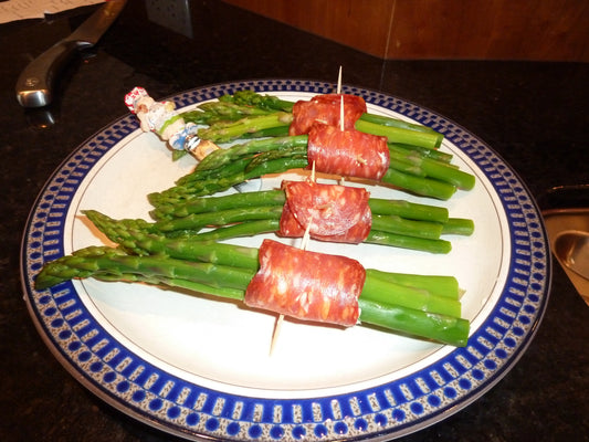 Asparagus and Salami Rolls