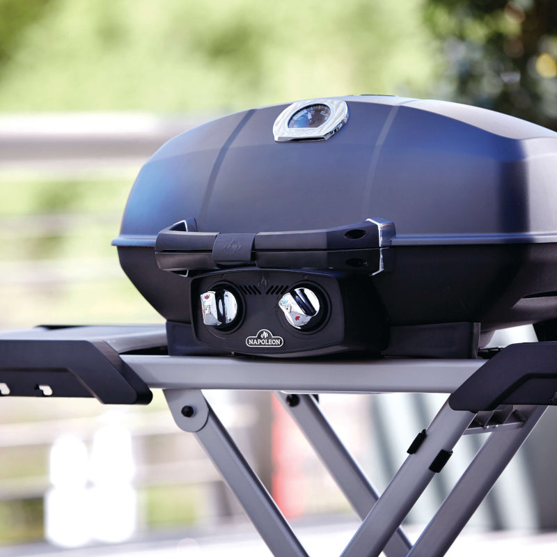 Napoleon TravelQ PRO285X-BK Portable Grill (Propane)