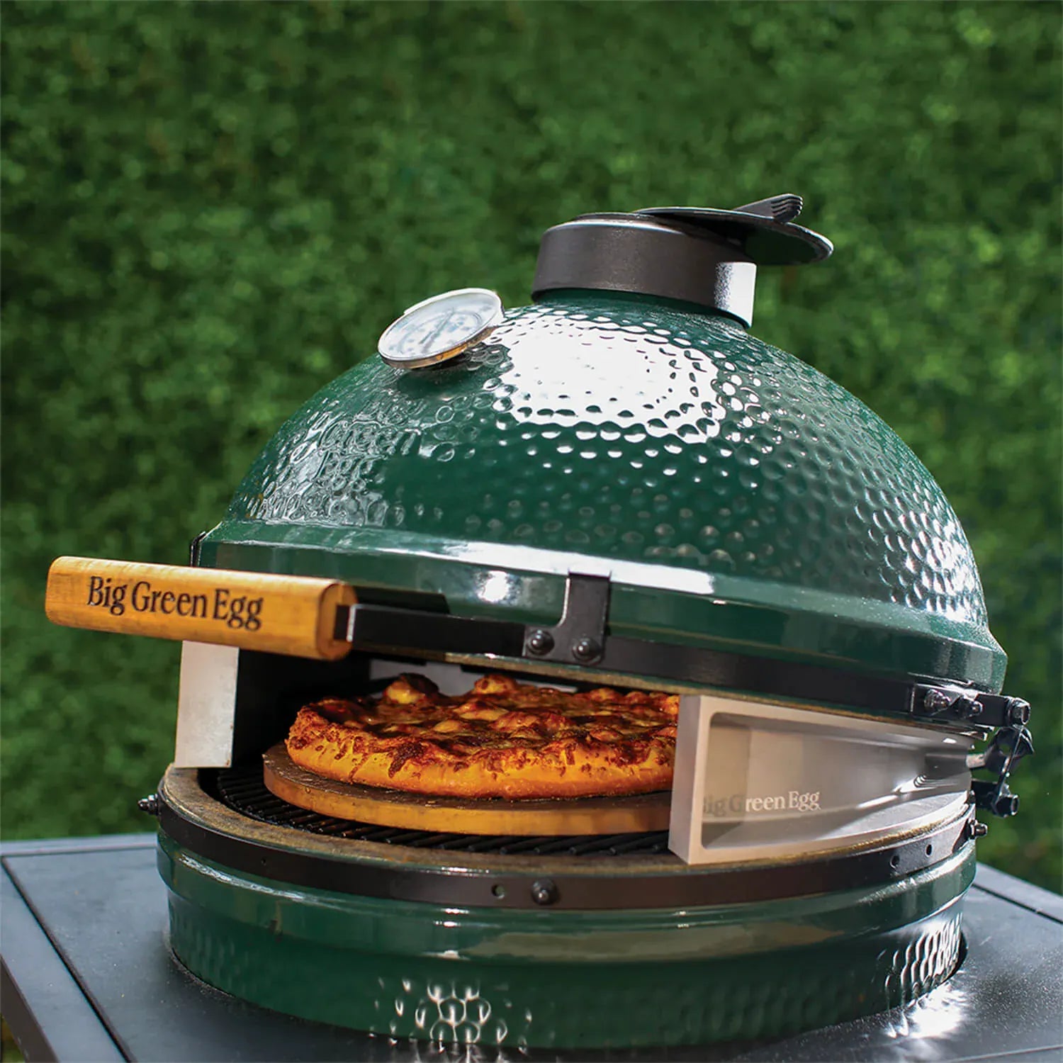 Big Green Egg Barbecue Accessories > Pizza Accessories Big Green Egg Pizza Oven Wedge