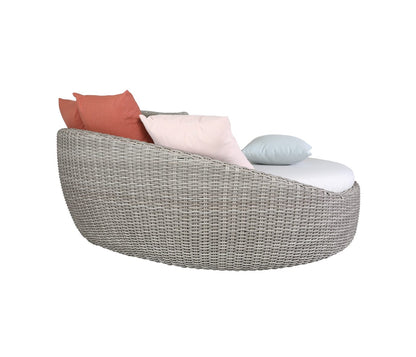 Cabana Coast Outdoor Living > Patio Furniture > Lounge Willow / Marvel Cloud Cabana Coast Etta Daybed