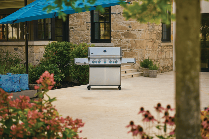 Napoleon Outdoor Cooking > Gas Grills > BBQs Napoleon Prestige® 665 RSIB
