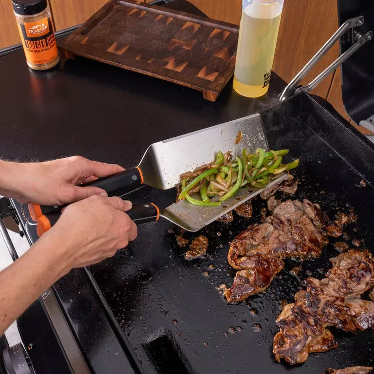 Traeger Barbecue Accessories > Tools & Gadgets > Toolsets Traeger Flat Top Grill Essentials Kit