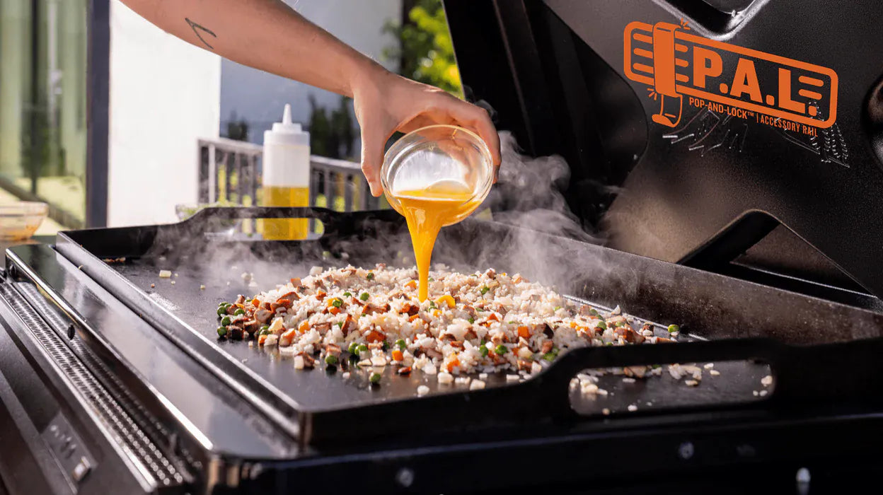 Traeger Outdoor Cooking > Gas Grills > Griddle Traeger Flatrock 3 Zone Griddle