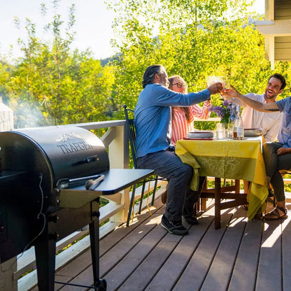 Traeger Outdoor Cooking > Smokers > Pellet Grills Traeger Tailgater Portable Grill