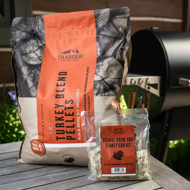 Traeger Wood & Charcoal > Smoke Pellets Traeger Turkey Blend Pellets with Brine & Rub Kit  - 18lbs