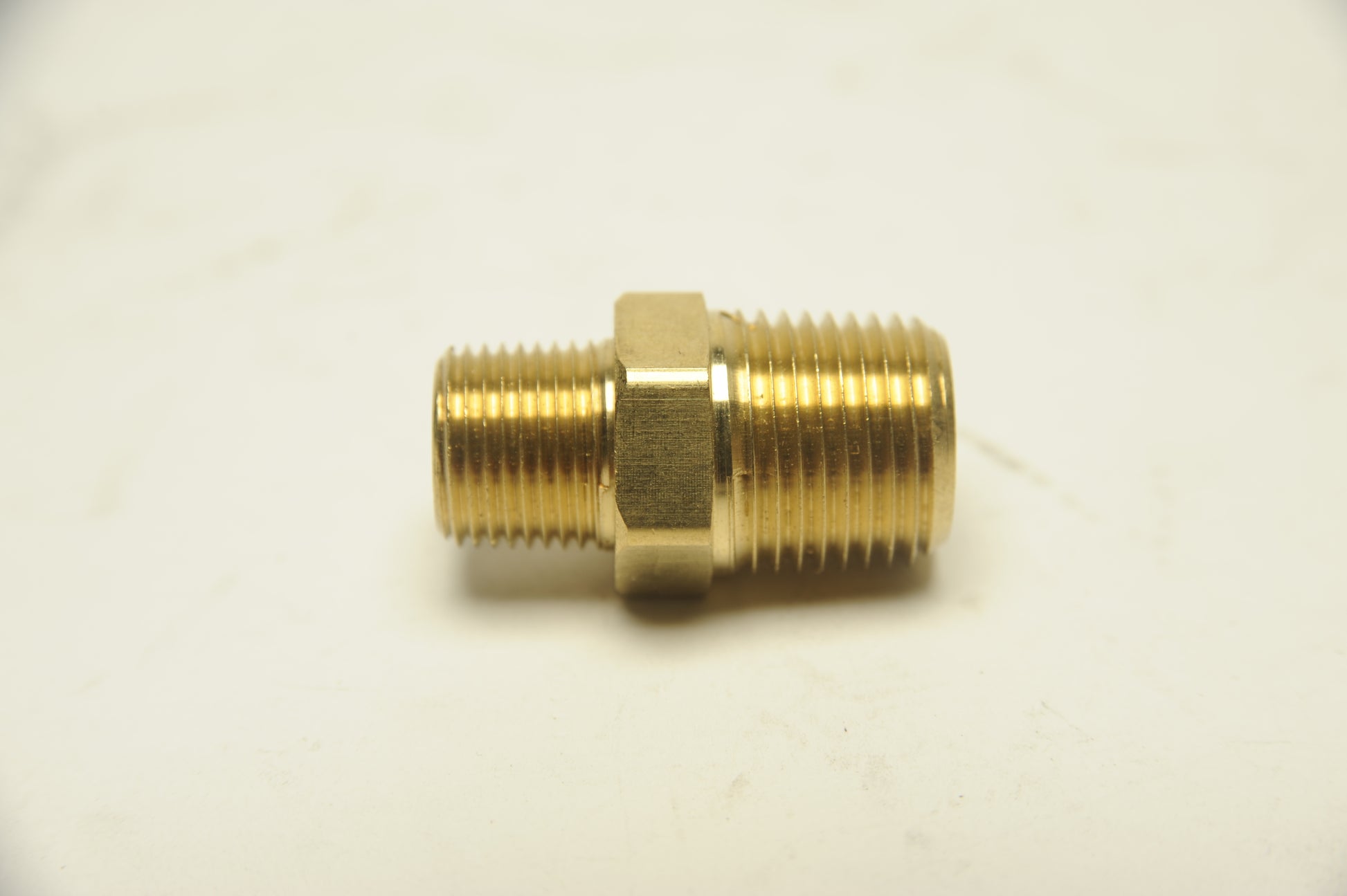 Brass Pipe Fitting, Adapter, 1/2 PT Male x 1/2 PT Female Coupling