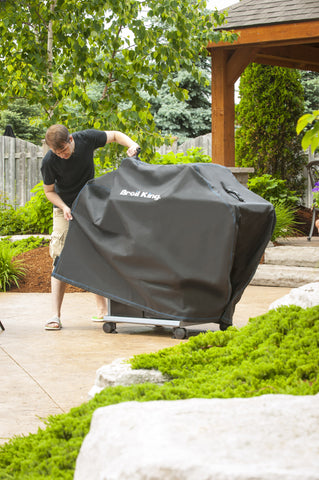 Broil King Heavy Duty Cover In Action