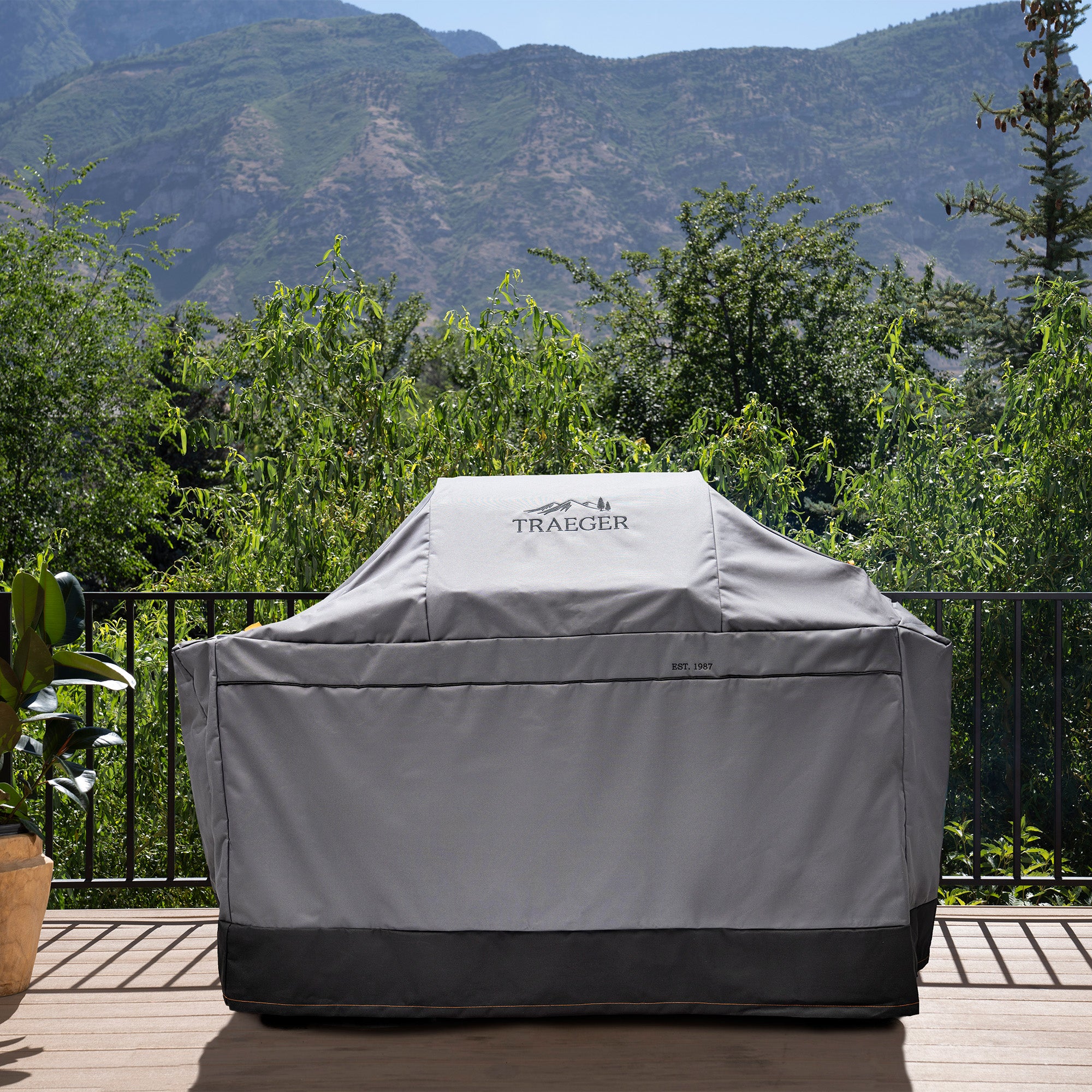 Green clearance grill cover