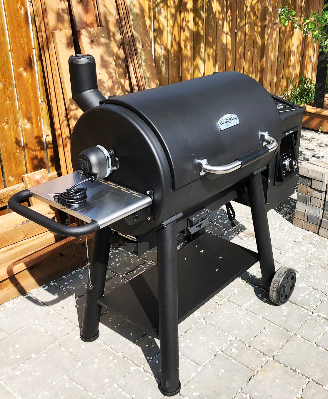 Broil king pellet sales smoker