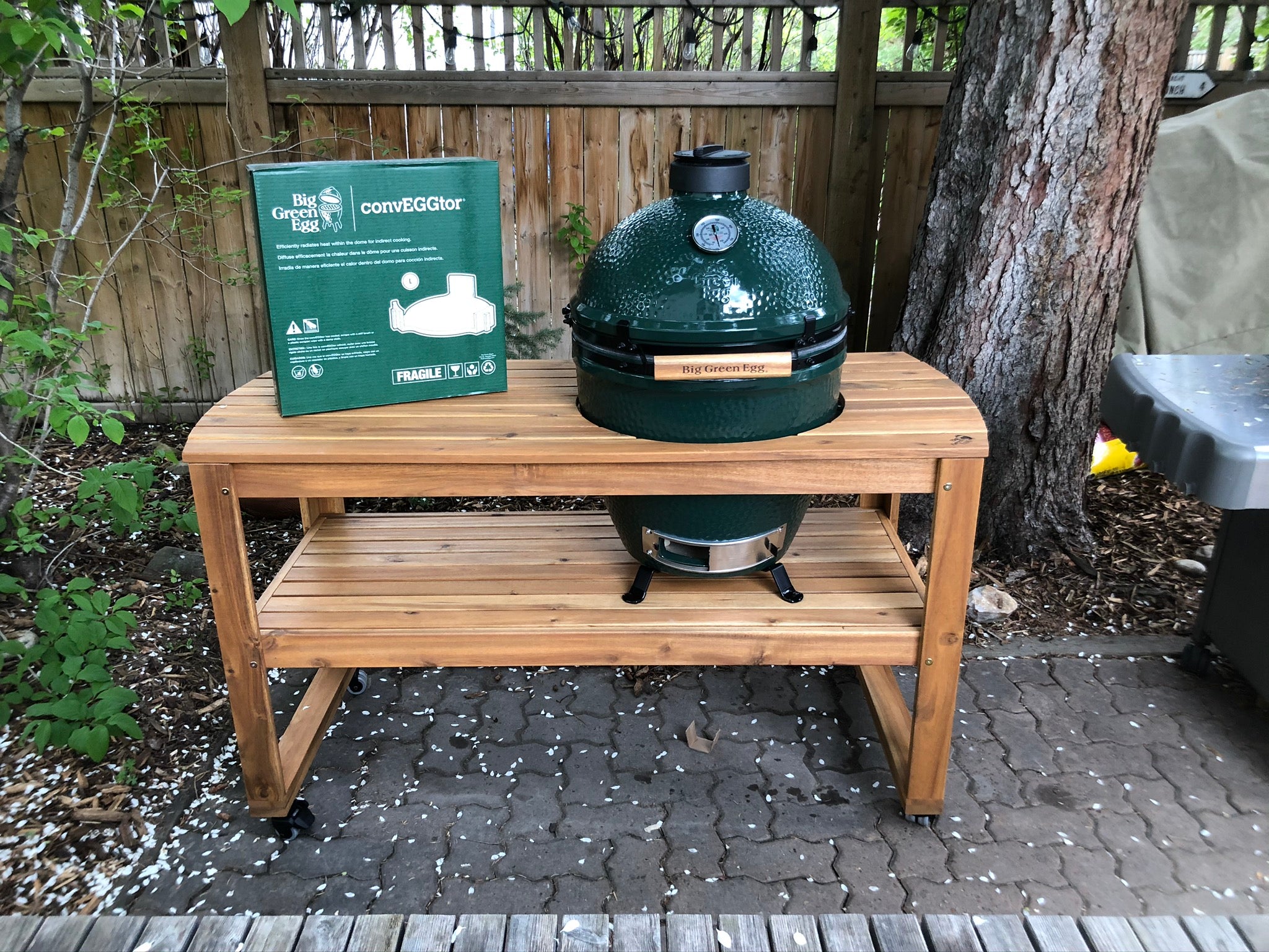 Big green egg shop dimensions and clearances