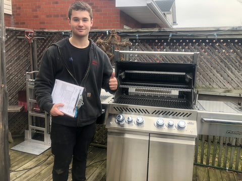 Napoleon Prestige PRO500RSIB - Natural Gas Grill | Colour-changing LED control knobs, alluring chrome accents and more for great summer grilling | Barbecues Galore in Calgary, Alberta and in Ontario in Burlington, Oakville & Etobicoke
