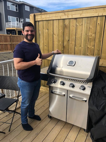 Napoleon Prestige P500 - Natural Gas | One of our summer time hits here, this BBQ is packed full of features and value | Barbecues Galore: Burlington, Oakville, Etobicoke & Calgary