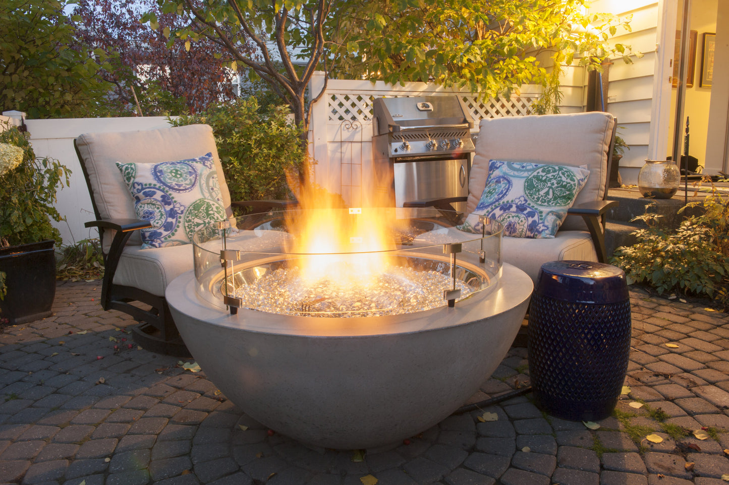 Outdoor Great Room 30" Cove Fire Bowl | An absolute stunner in any outdoor living space.  Get yours this summer for patio season.  Available at Barbecues Galore: Burlington, Oakville, Etobicoke & Calgary
