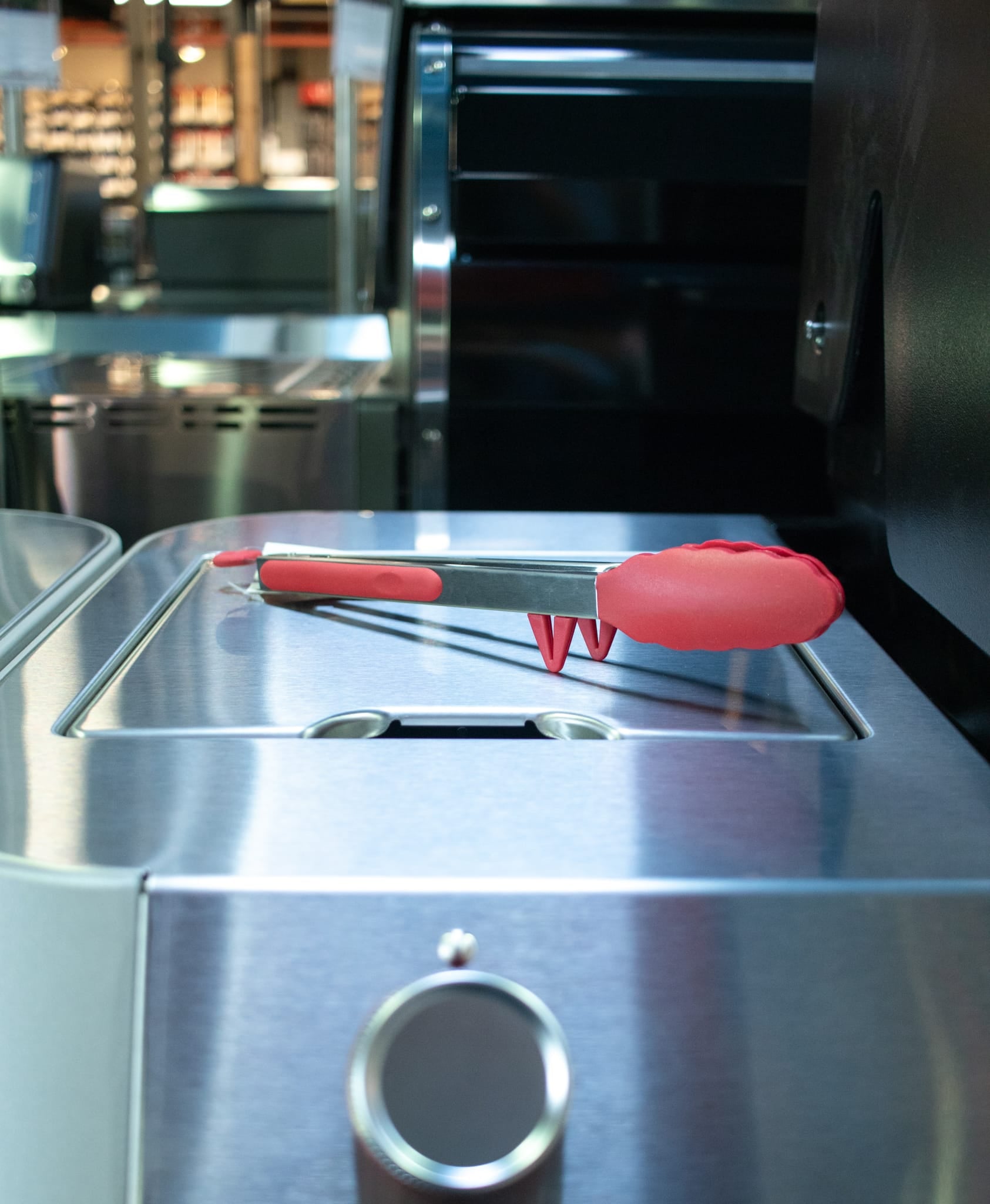 Barbecues Galore Barbecue Accessories > Tools & Gadgets > Tongs Brander Two-to-Tongo - Silicone Grip Tongs with Feet to Stand