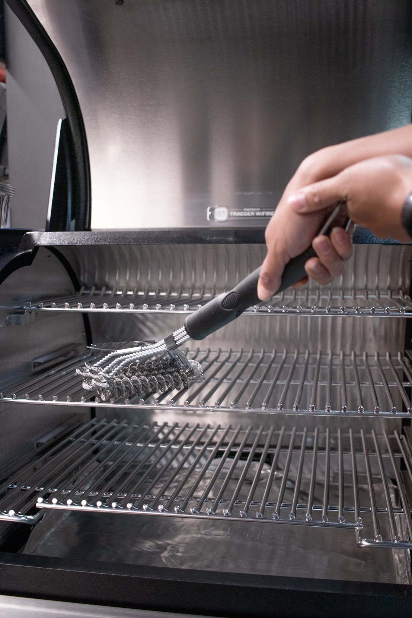 Big Boy Barbecue Accessories > Cleanup & Maintenance > Brushes & Scrapers Big Boy The Ablutomaniac Bristle Free Grill Brush