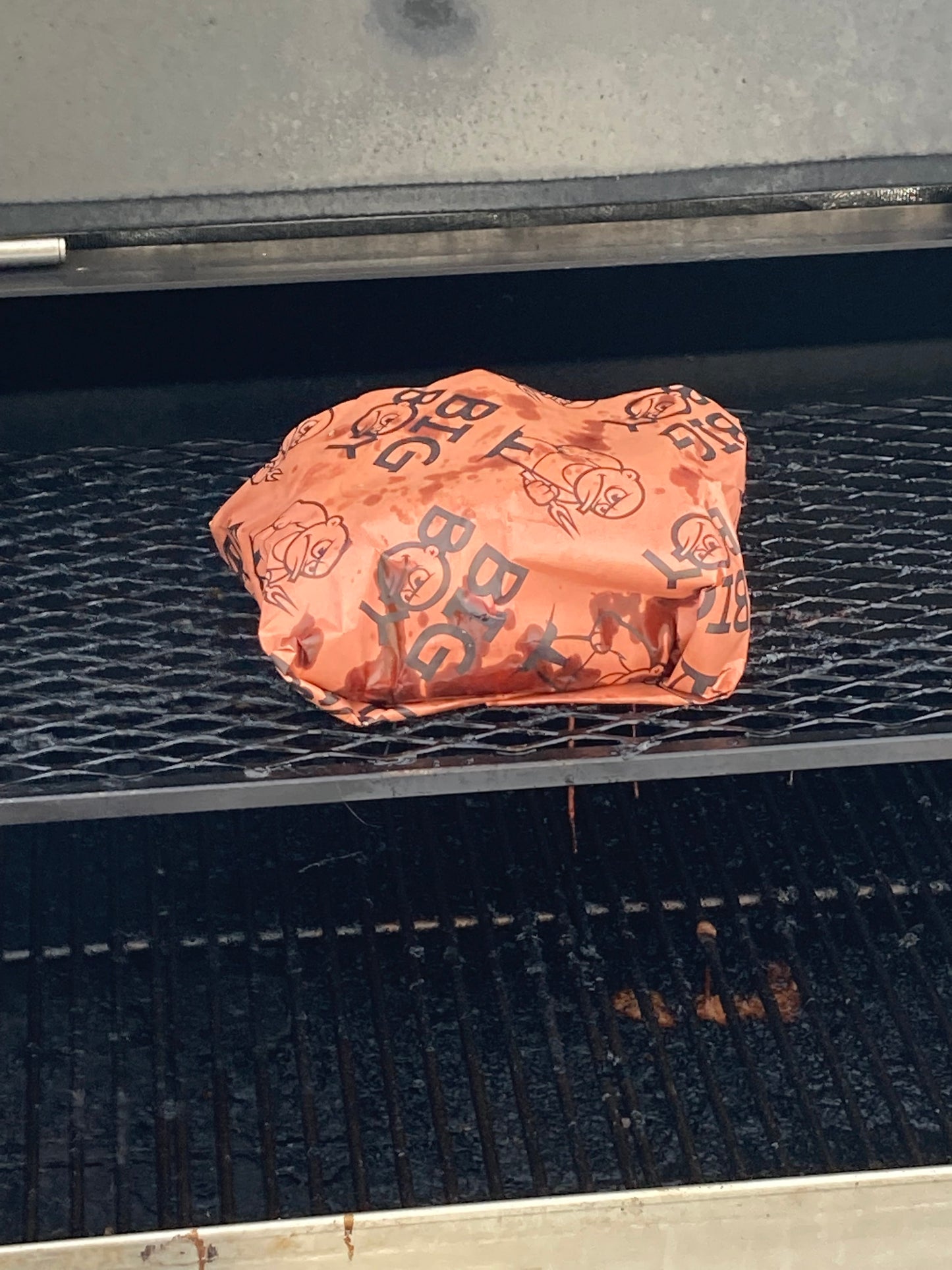 Big Boy Barbecue Accessories > Food Preparation > Butcher Paper & Twine Big Boy Rose Gold Smoking Paper - 24" x 150'