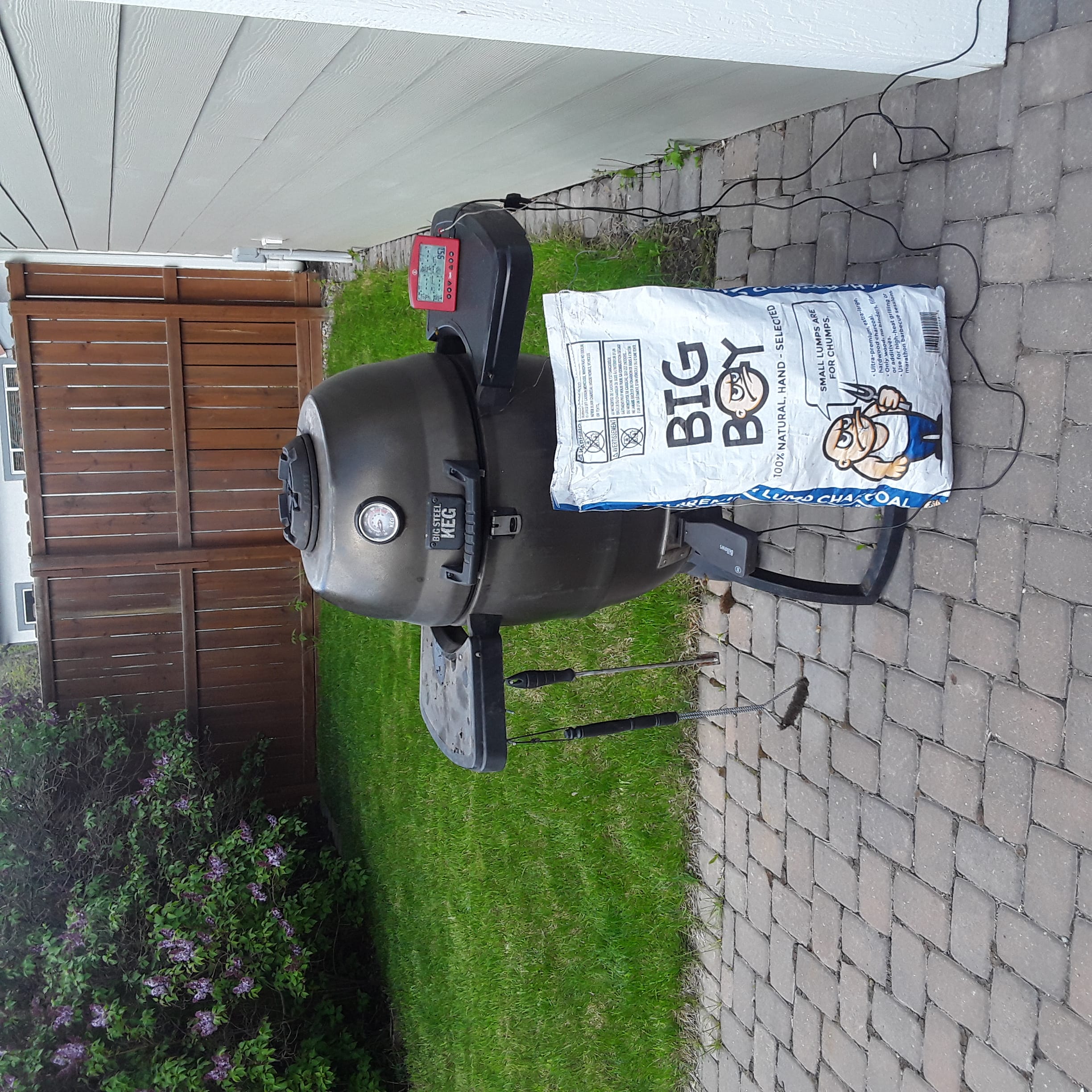 【Bristol】【UNDER LAYER 】【希少】【超ビッグロゴ】 Big Boy 100% Natural Hardwood Charcoal | Barbecues Galore