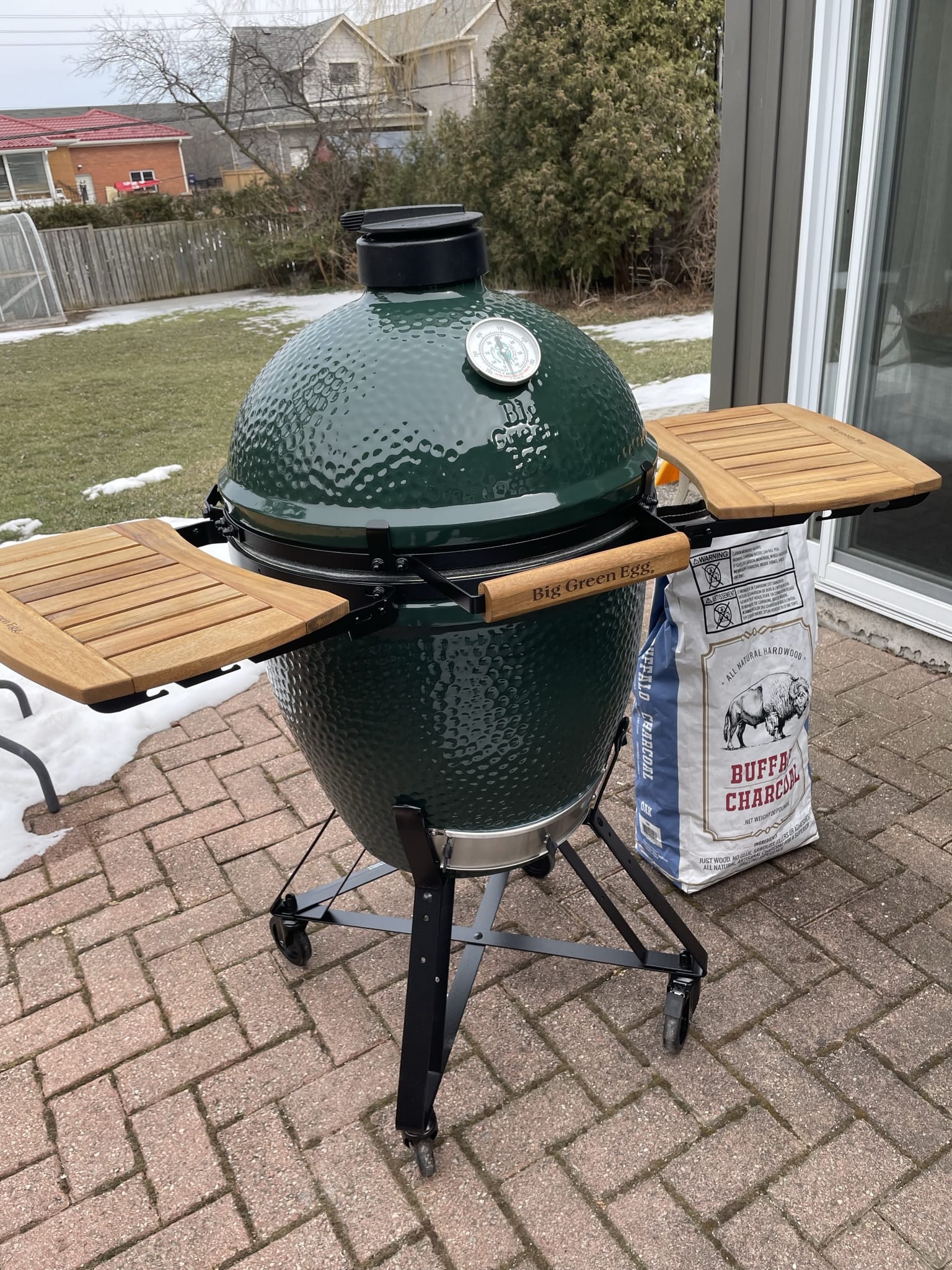 Big Green Egg Outdoor Cooking > Smokers > Charcoal Grills Big Green Egg Large Original Kit