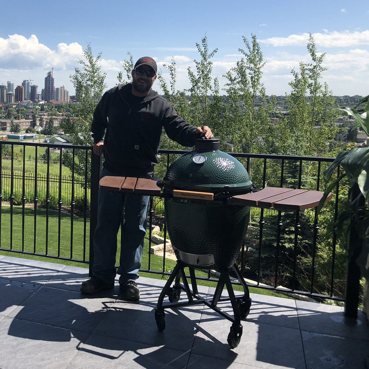 Big Green Egg Outdoor Cooking > Smokers > Charcoal Grills Big Green Egg Large Original Kit