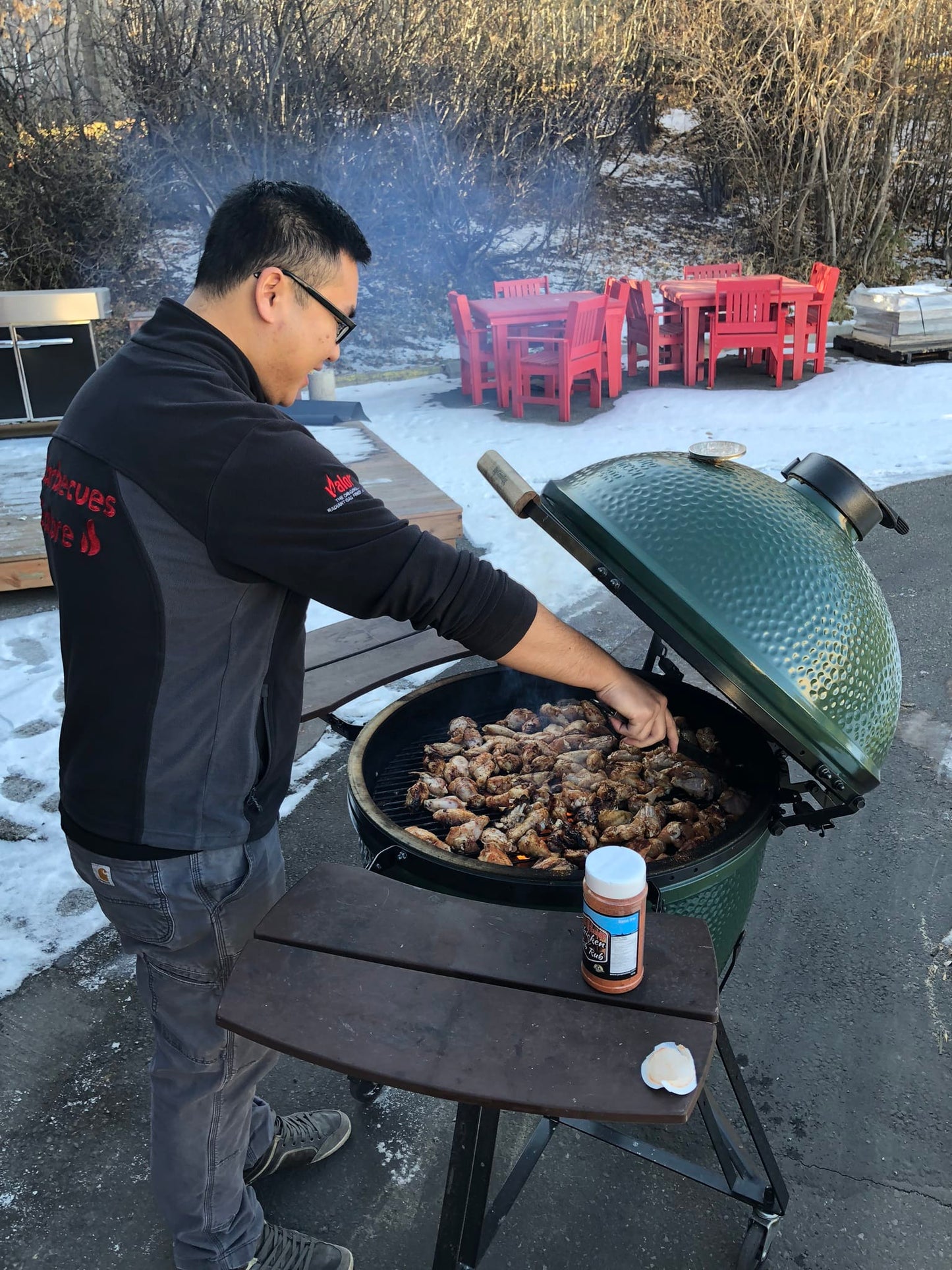 Big Green Egg Outdoor Cooking > Smokers > Charcoal Grills Big Green Egg XL Egg