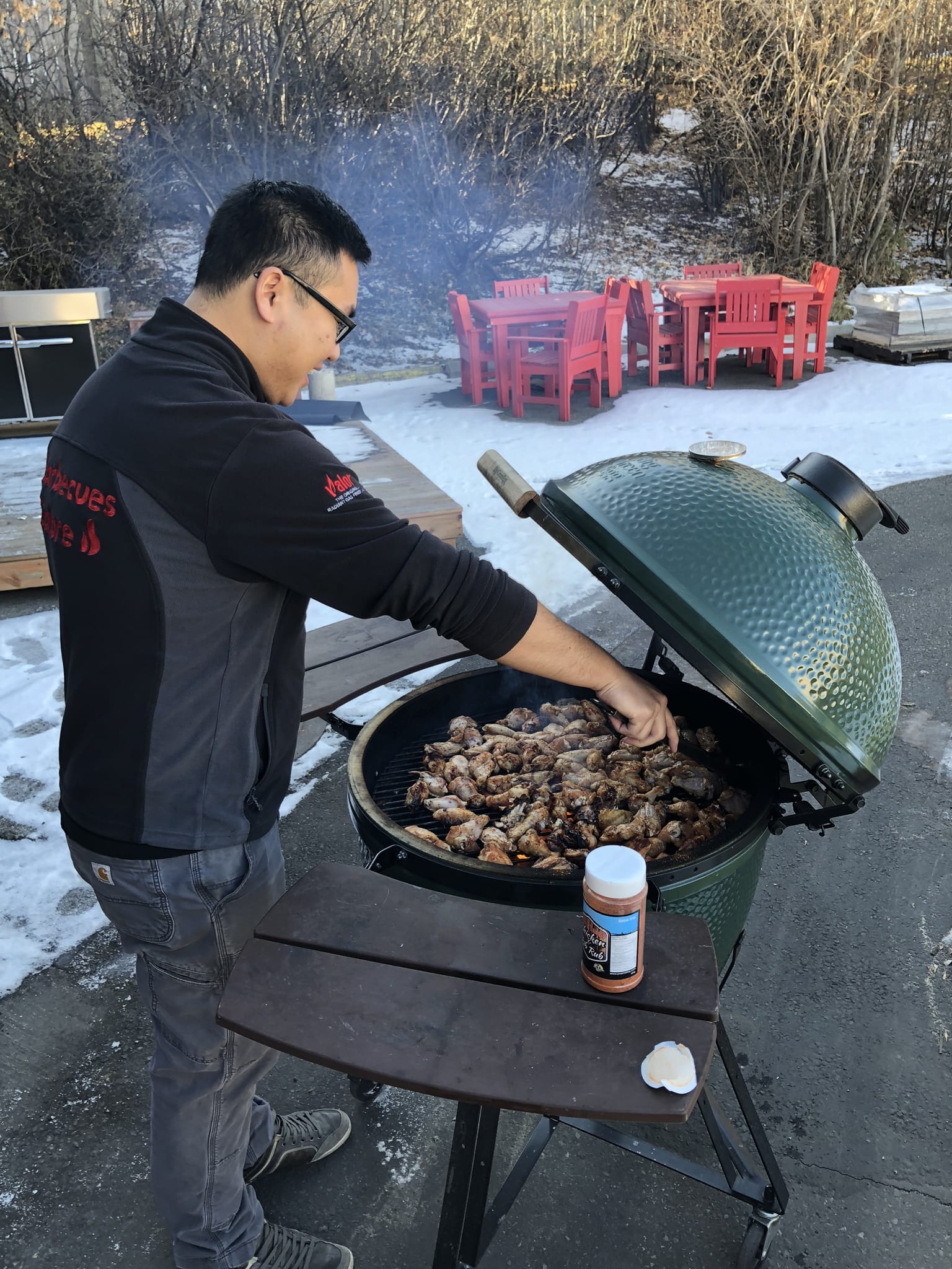 Big Green Egg Outdoor Cooking > Smokers > Charcoal Grills Big Green Egg XL Egg