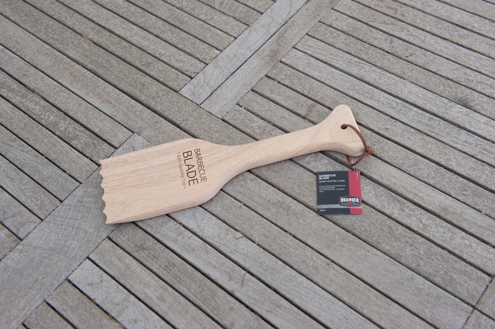 Brander Barbecue Accessories > Cleanup & Maintenance > Brushes & Scrapers Brander Barbecue Blade Grill Scraper