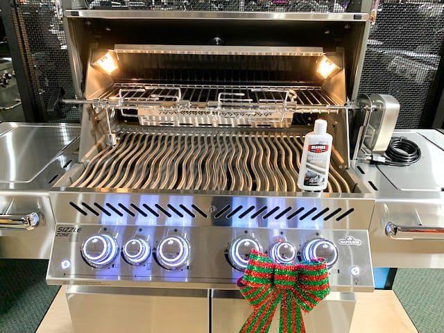 Brander Barbecue Accessories > Cleanup & Maintenance > Cleaners & Polishes Brander "The Shining" - Stainless Steel Barbecue Polish