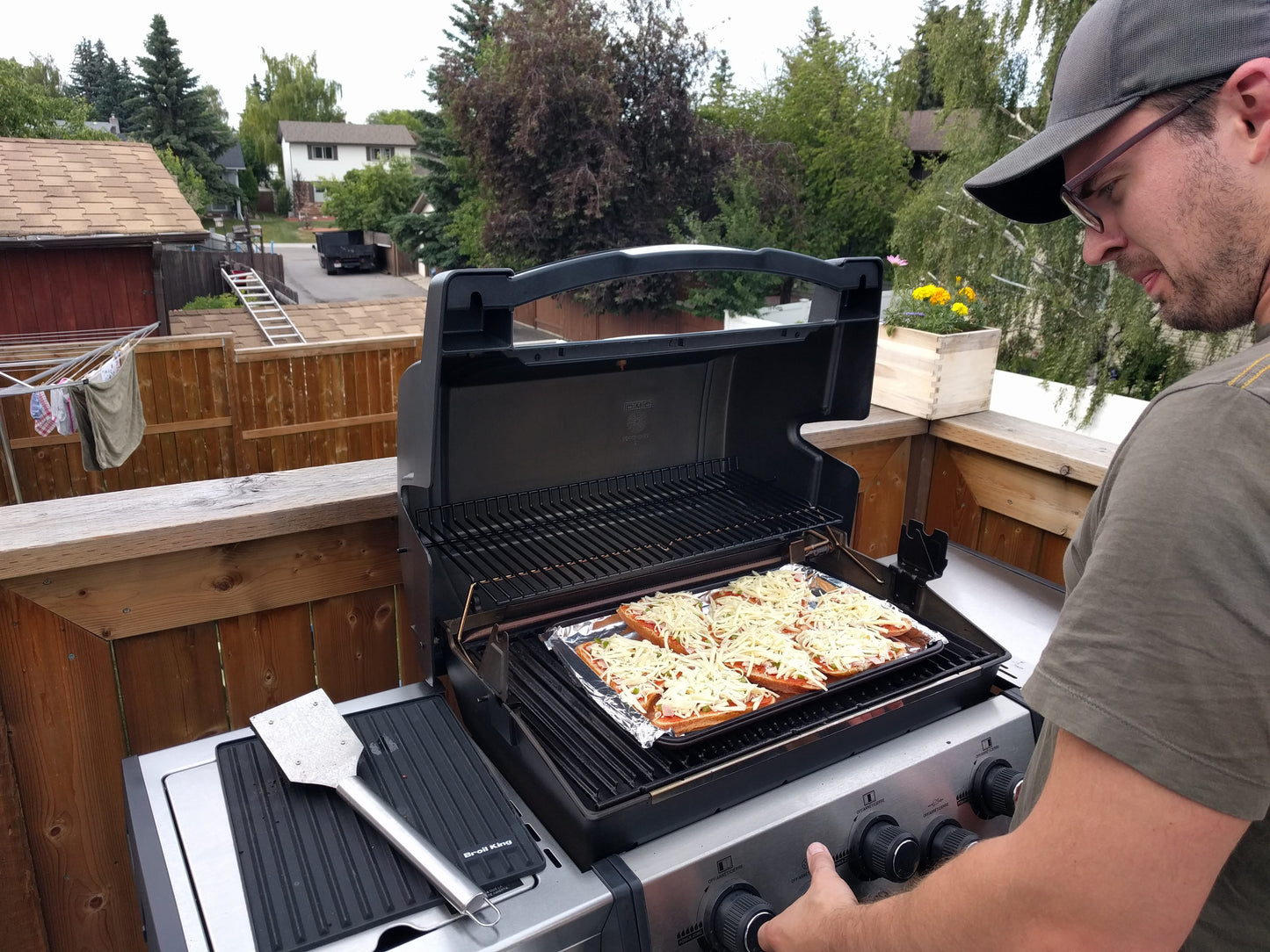 Broil King Barbecue Accessories > Covers & Mats > Mats Broil King Silicone Side Shelf Mat