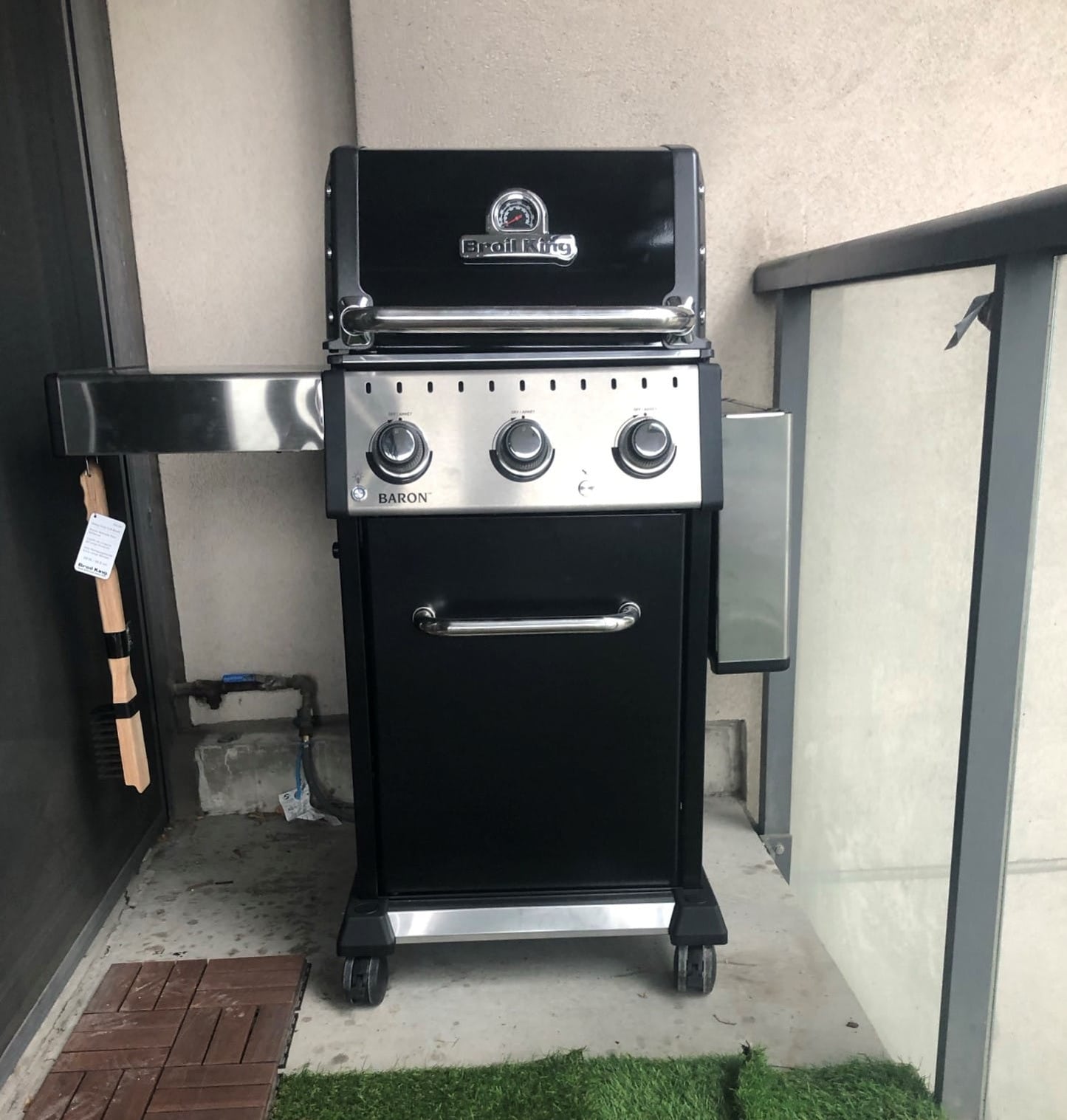 Broil King Outdoor Cooking > Gas Grills > BBQs Broil King Baron 320 PRO