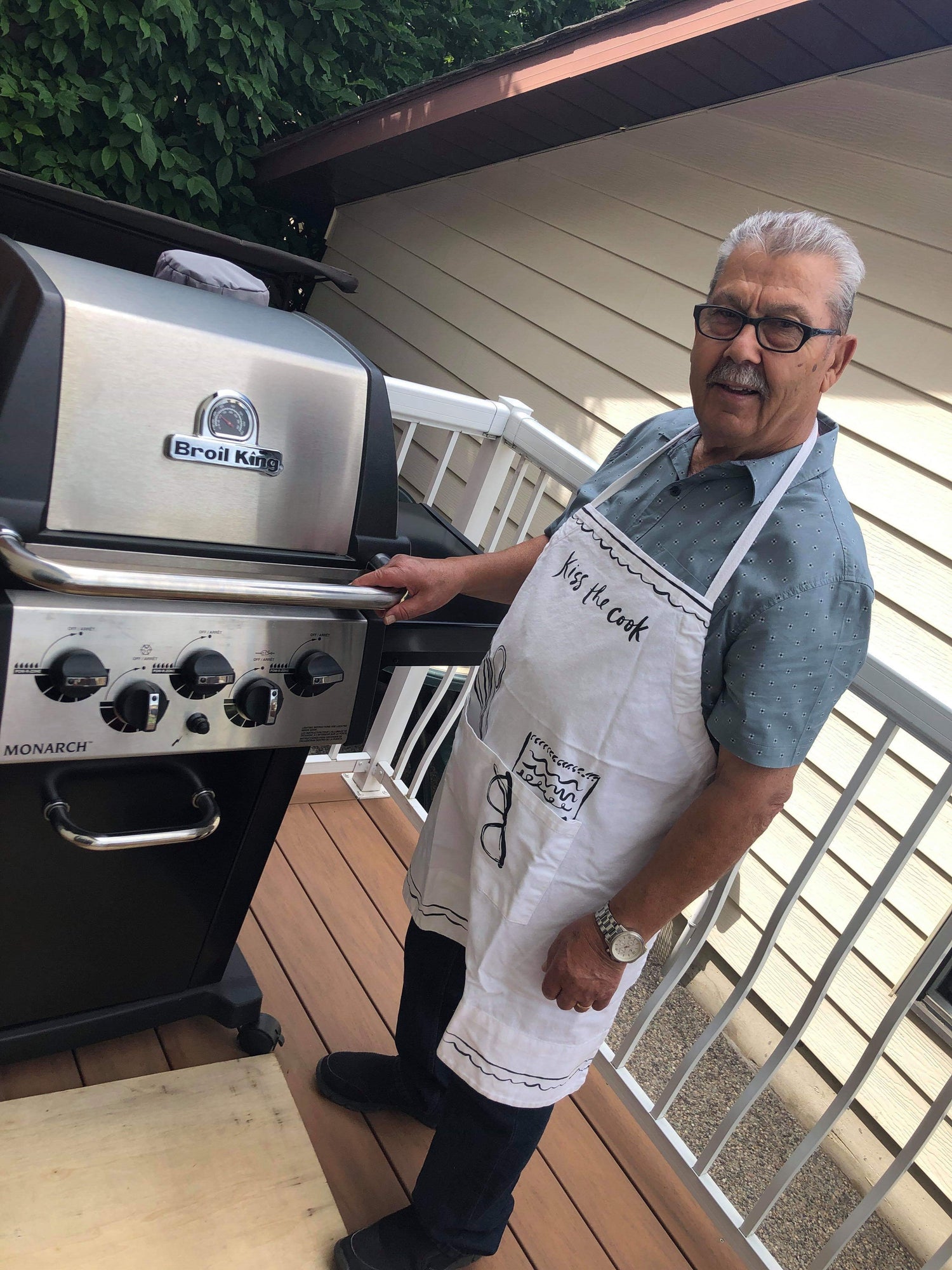 Broil King Monarch 390 - Natural Gas Grill | Perfect For A Warm Sunny Summer Afternoon. | Barbecues Galore: Burlington, Oakville, Etobicoke & Calgary