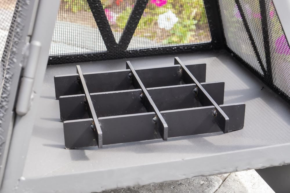 Iron Embers Outdoor Living > Firepits > Firepit Accessories Iron Embers Small Fire Grate - 3' Polygon & 4' Pyramid