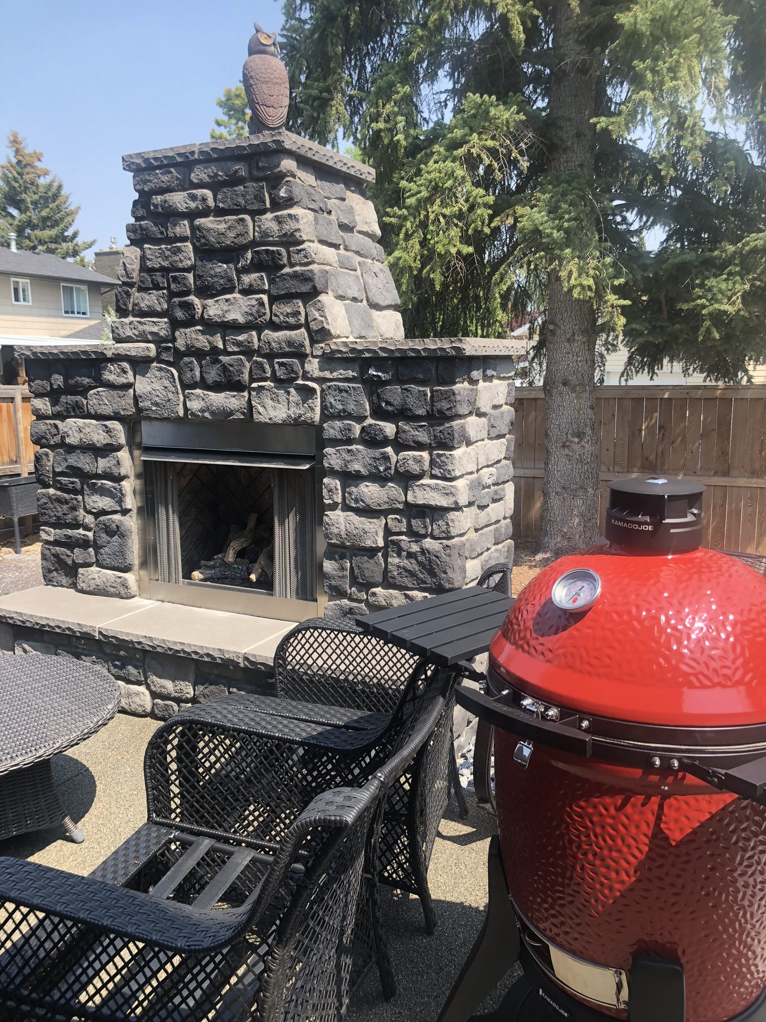 Kamado Joe Outdoor Cooking > Smokers > Charcoal Grills Kamado Joe - Classic Joe III With Cart