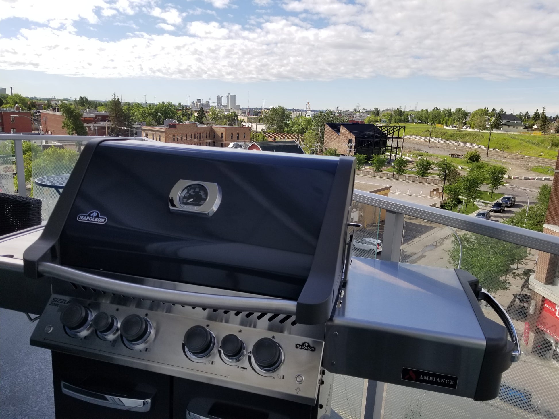Napoleon Outdoor Cooking > Gas Grills > BBQs Napoleon Prestige P500RSIB Ambiance Edition
