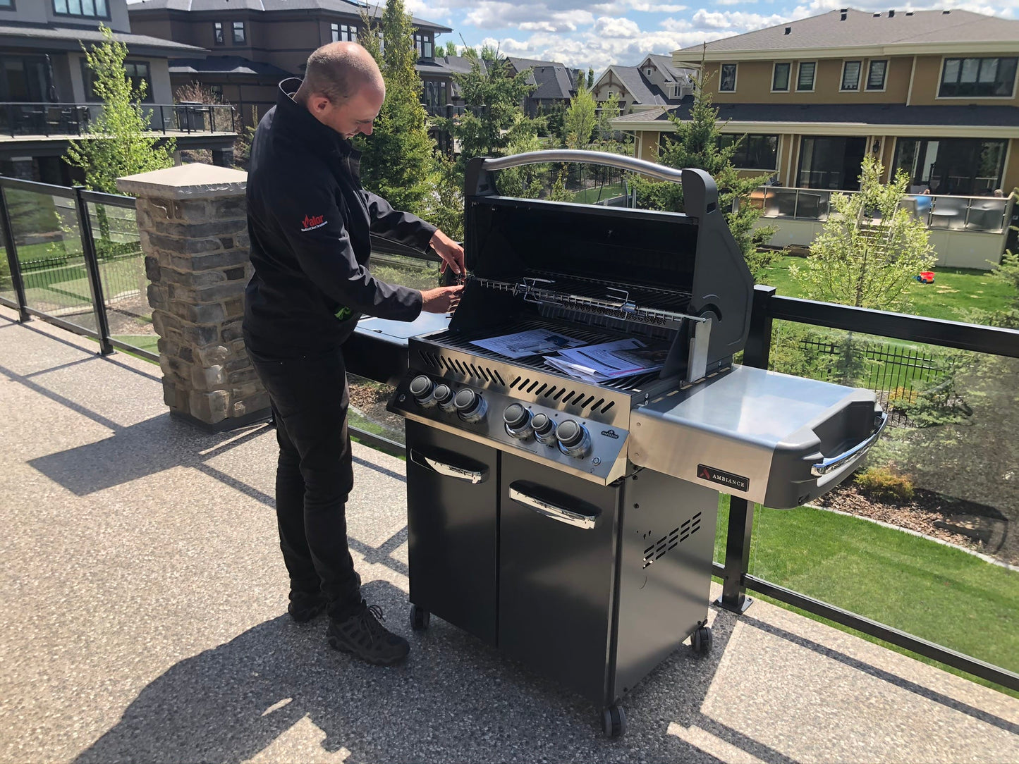 Napoleon Outdoor Cooking > Gas Grills > BBQs Napoleon Prestige P500RSIB Ambiance Edition