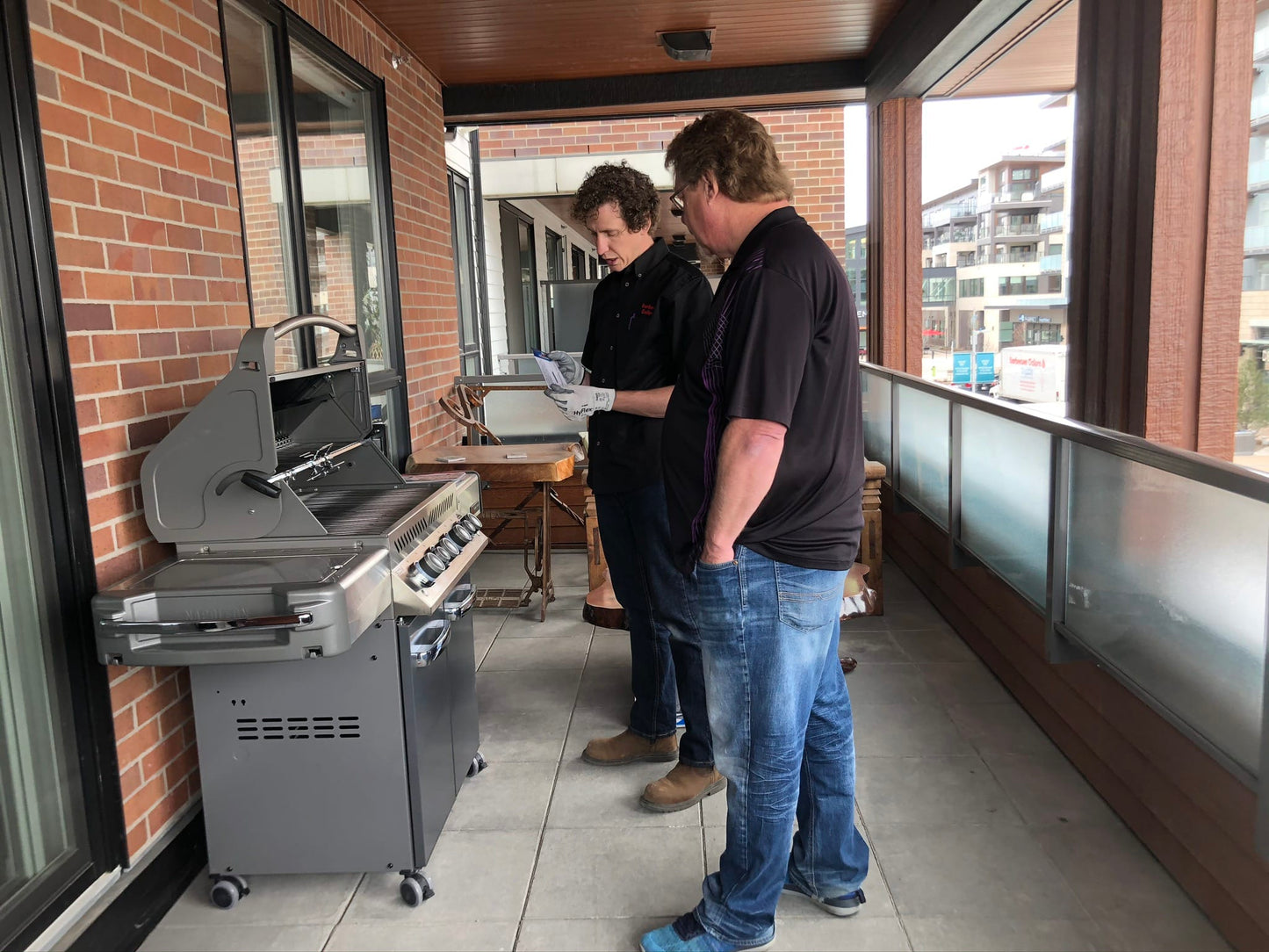 Napoleon Outdoor Cooking > Gas Grills > BBQs Napoleon Prestige P500RSIB Ambiance Edition