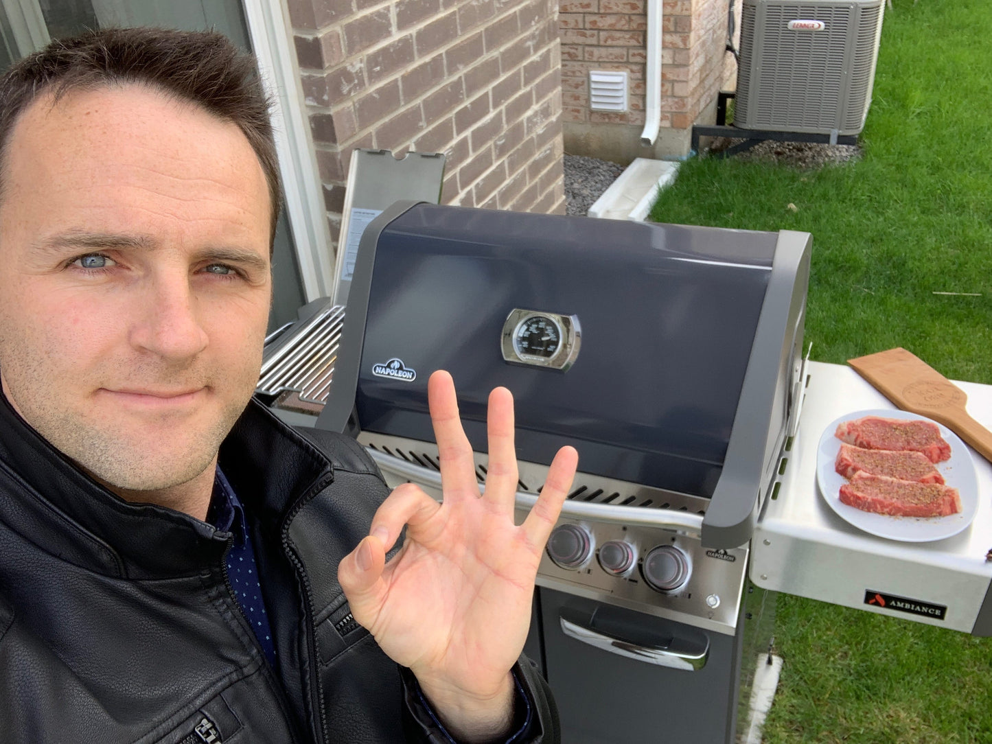 Napoleon Outdoor Cooking > Gas Grills > BBQs Napoleon Prestige P500RSIB Ambiance Edition