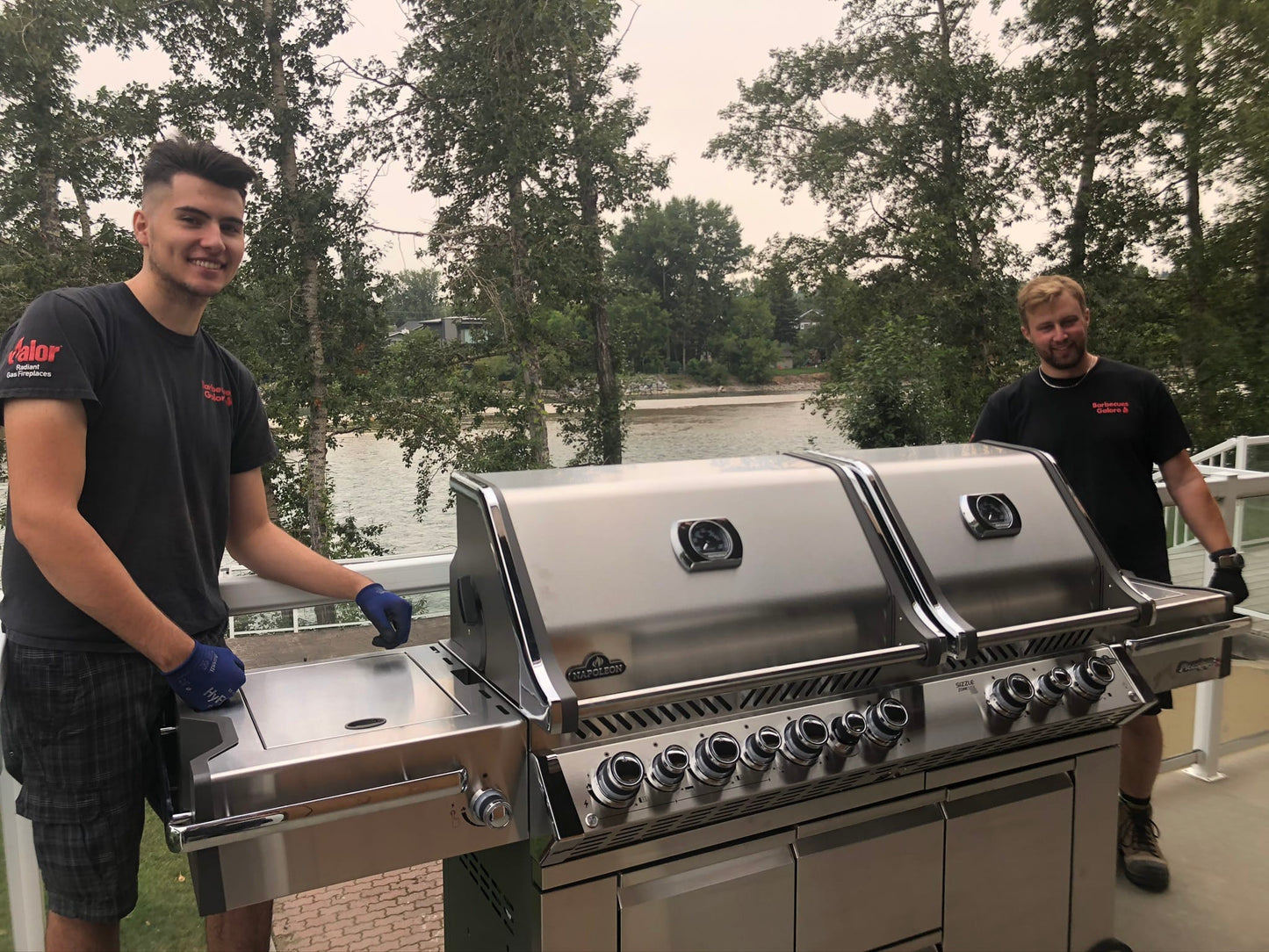 Napoleon Outdoor Cooking > Gas Grills > BBQs Napoleon Prestige PRO 825RSBI