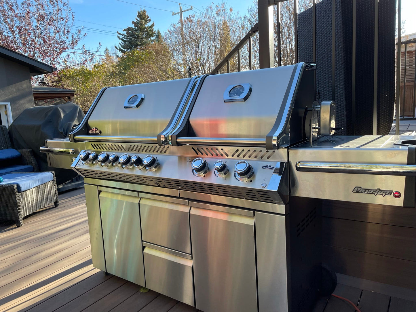 Napoleon Outdoor Cooking > Gas Grills > BBQs Napoleon Prestige PRO 825RSBI