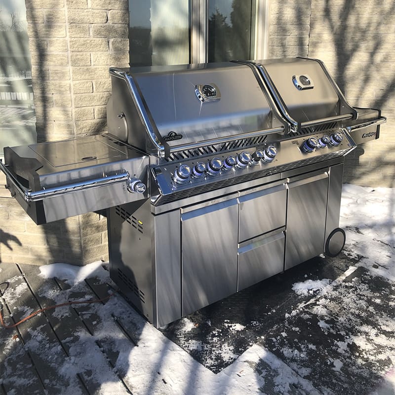 Napoleon Outdoor Cooking > Gas Grills > BBQs Napoleon Prestige PRO 825RSBI