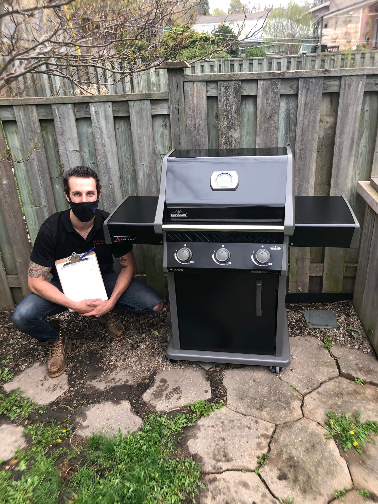 Napoleon Outdoor Cooking > Gas Grills > BBQs Napoleon Rogue 425 Ambiance Special Edition