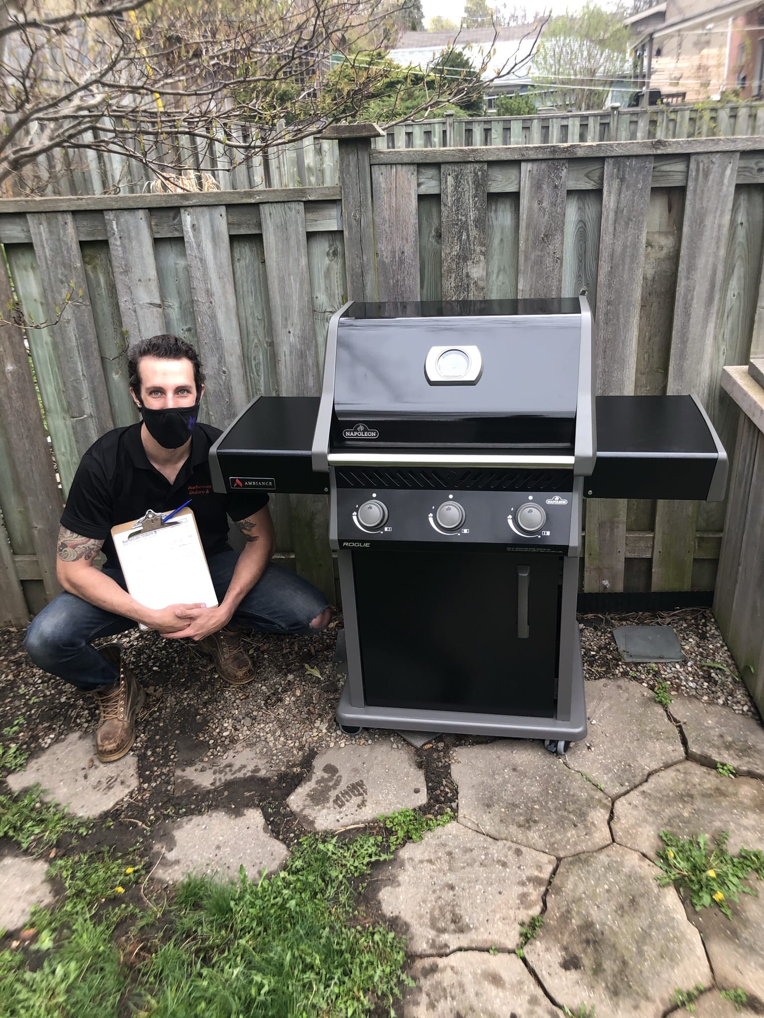 Napoleon Outdoor Cooking > Gas Grills > BBQs Napoleon Rogue 425 Ambiance Special Edition