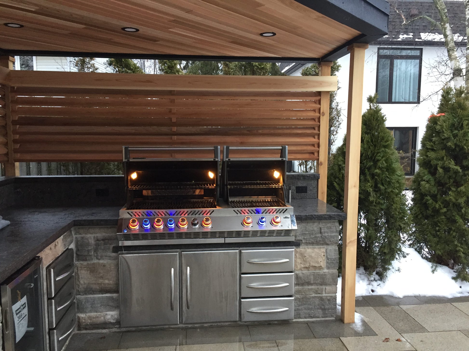 Napoleon Outdoor Cooking > Outdoor Kitchens > Built In > Grill Heads Napoleon Prestige BIPRO825RBI Built-In Grill Head