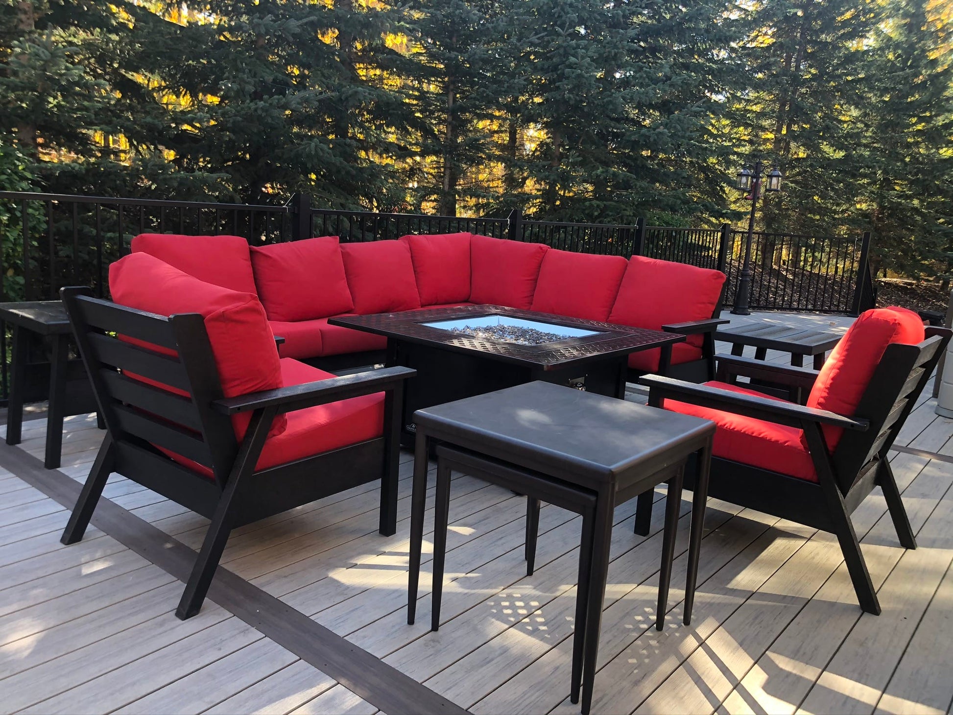 Napoleon Outdoor Living > Firepits > Gas Firepits Napoleon Square Kensington Fire Table