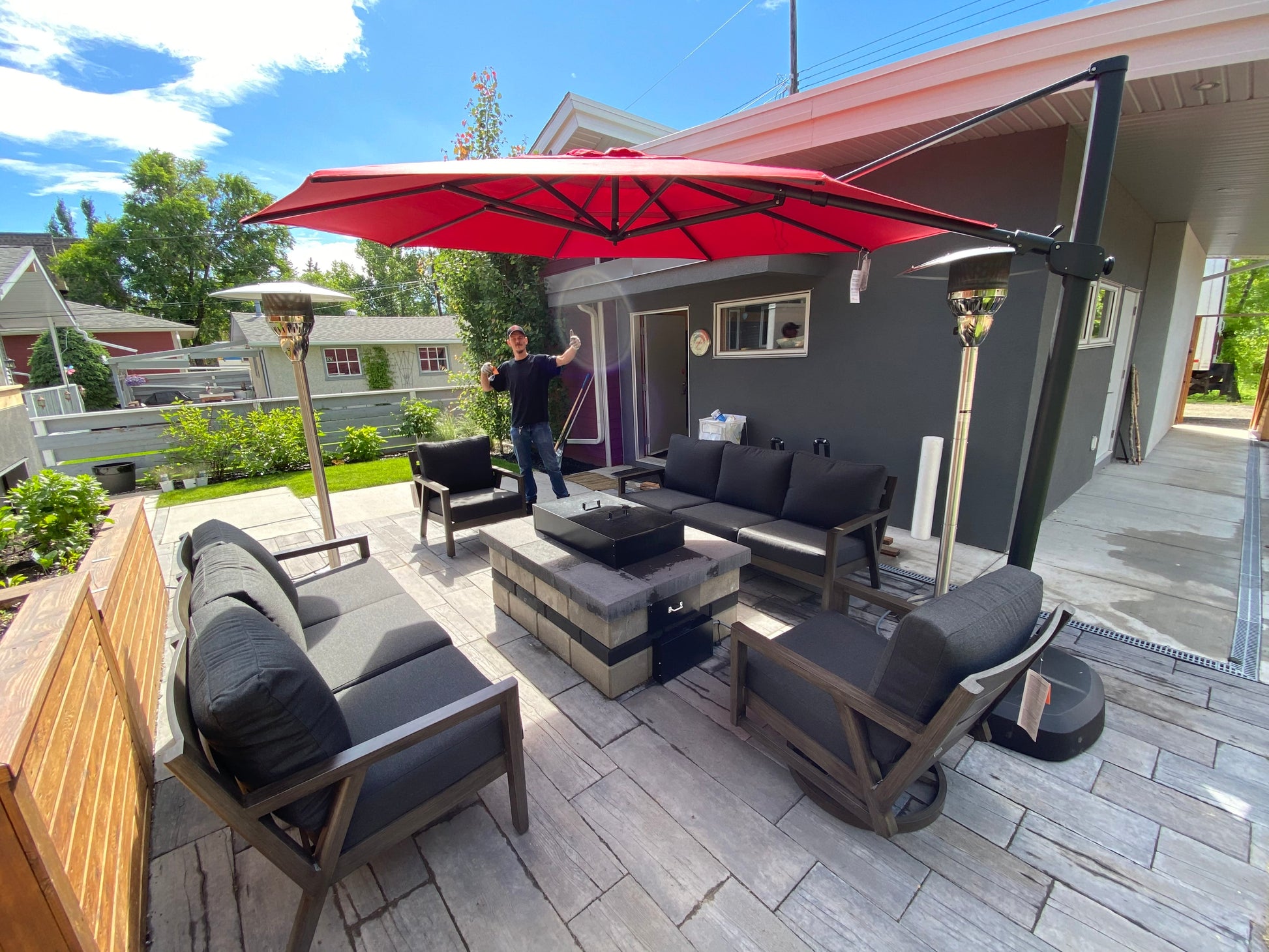 Treasure Garden Outdoor Living > Patio Furniture > Umbrellas > Cantilever TREASURE GARDEN AG25TR - 11.5 FT OCTAGON CANTILEVER UMBRELLA - BLACK FRAME