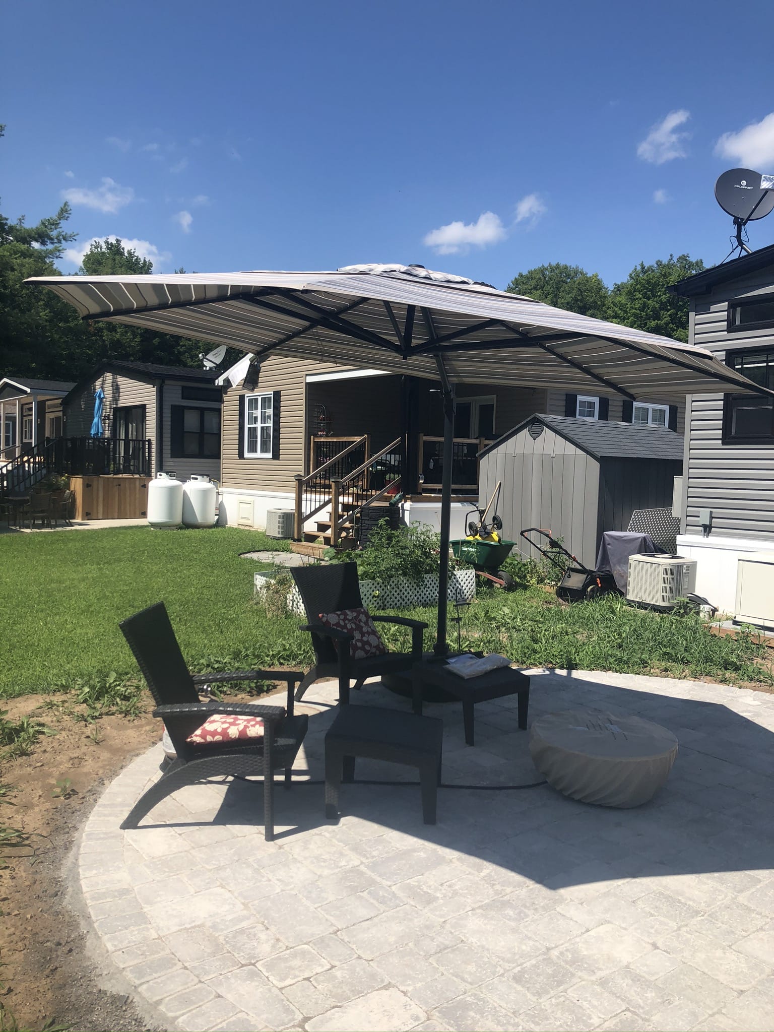Treasure Garden Outdoor Living > Patio Furniture > Umbrellas > Cantilever TREASURE GARDEN AKZP13 PLUS CANTILEVER - OCTAGON SERIES - 13 FT