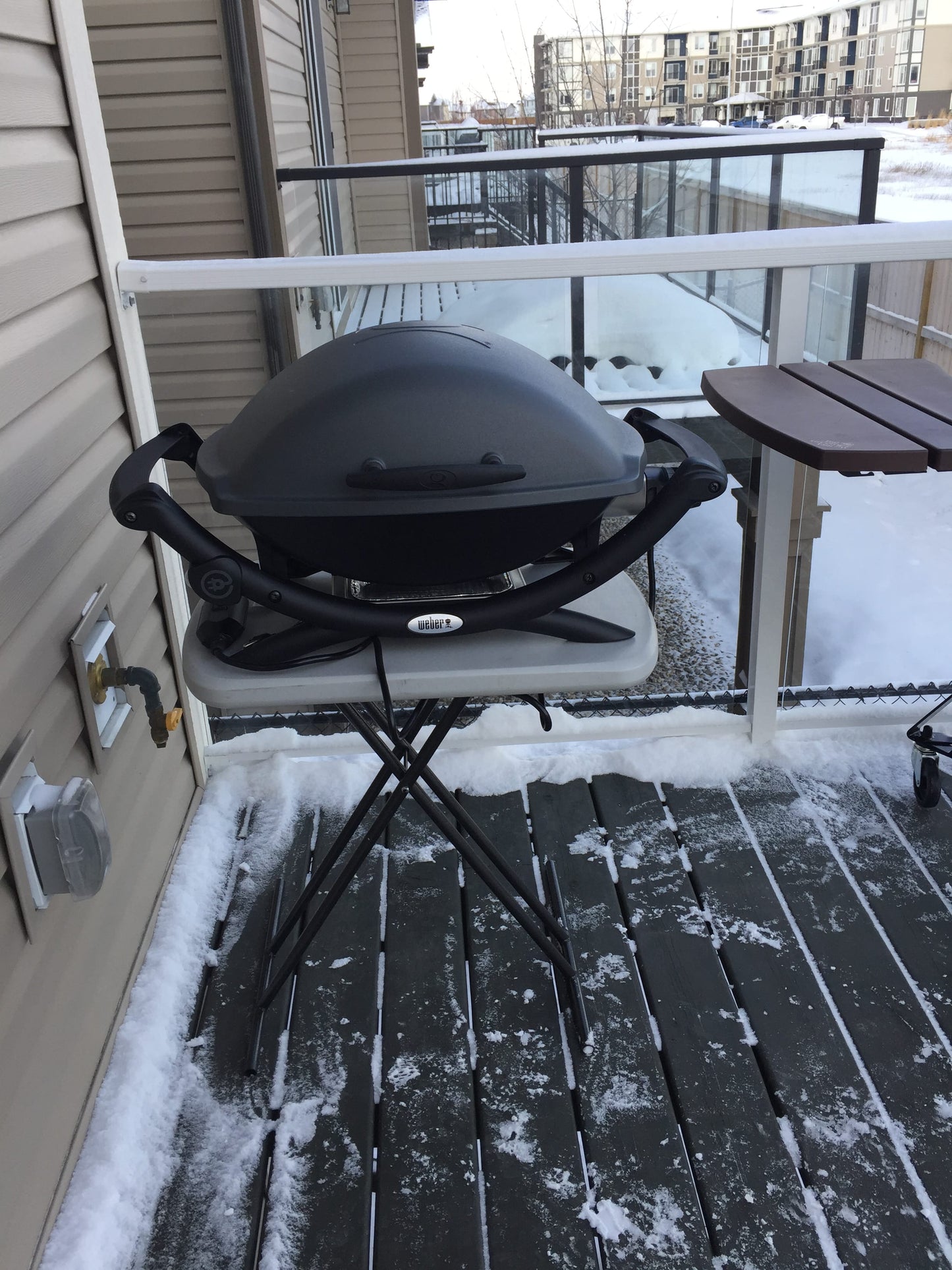 Weber Outdoor Cooking > Portable Grills > Electric Weber Q™ 1400 Portable Grill (Electric)