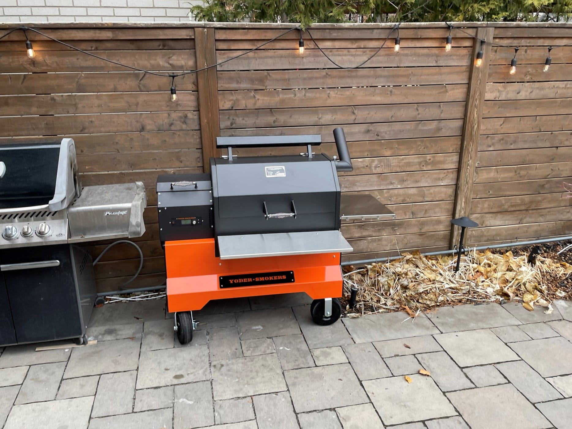 Yoder Outdoor Cooking > Smokers > Pellet Grills Yoder Smokers YS640S Competition Pellet Grill and Cart