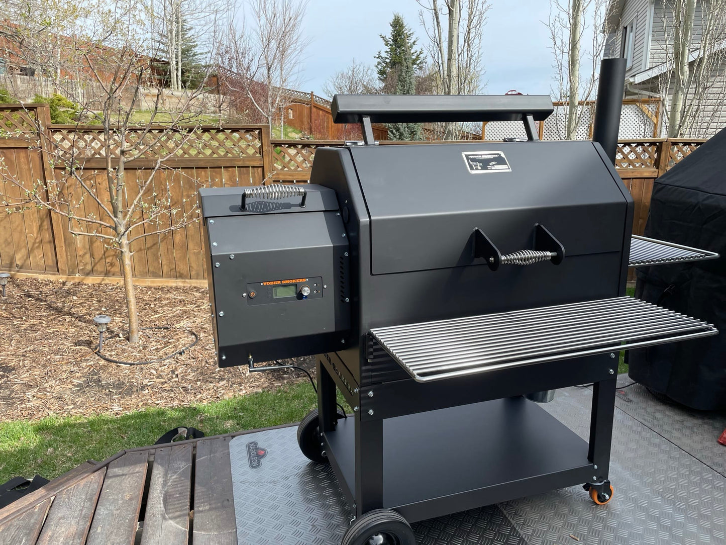 Yoder Outdoor Cooking > Smokers > Pellet Grills Yoder Smokers YS640S Standard Pellet Grill
